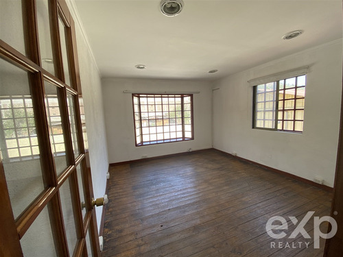 Bodega De 656 M2 En Venta En Recoleta
