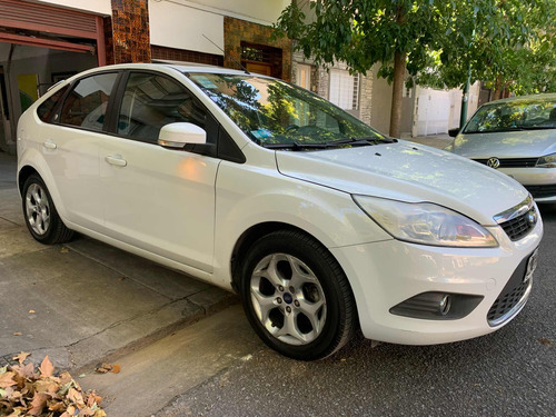 Ford Focus 2 2.0 Ghia At