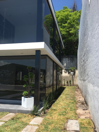 Imagen 3 de 14 de Casa En Venta Lomas De Juriquilla