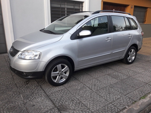 Imagen 16 de 16 de Volkswagen Suran 2010 1.6 I Trendline 90b