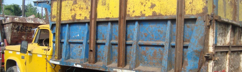 Camion Dodge 600 Volcador