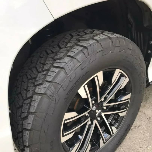 Imagen 8 de 9 de Mitsubishi Montero Sport 4x4 2020
