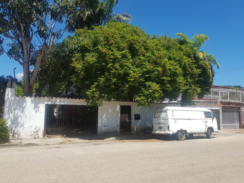 Imagen 1 de 10 de Casa Para Remodelar Sabanamar
