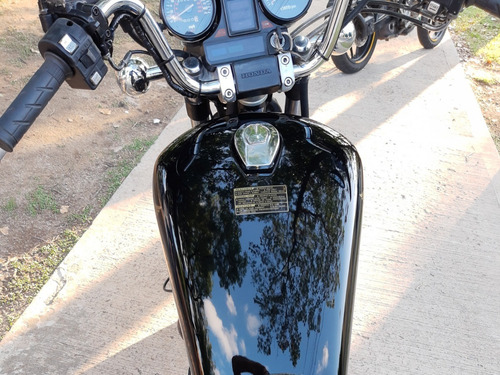 Imagen 7 de 8 de Honda Magna 750 V45