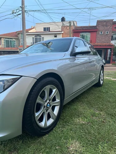 BMW Serie 3 2.0 320ia Luxury Line At