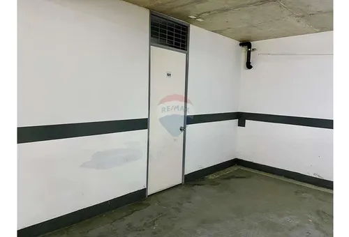 Casi Nuevo A Pasos Del Metro