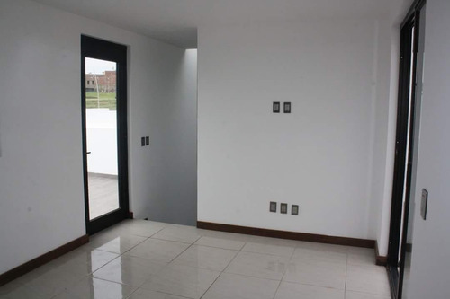 Imagen 11 de 22 de Casa En Venta En Capital Norte, Zapopan