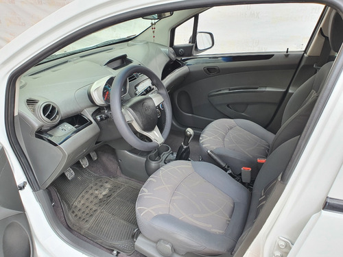 Imagen 10 de 15 de Chevrolet Spark