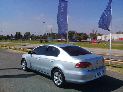 Volkswagen Passat 1.8 Tsi Confort Dsg Mod 2013 - Dk
