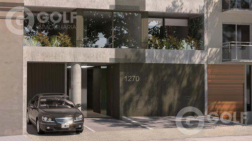 Venta Y Alquiler De Apartamento De 1 Dormitorio Con Terraza Y Patio En Pocitos