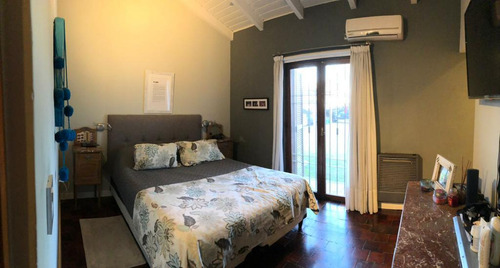 Venta - Casa 3dorm + Depto - Patio Y Pileta