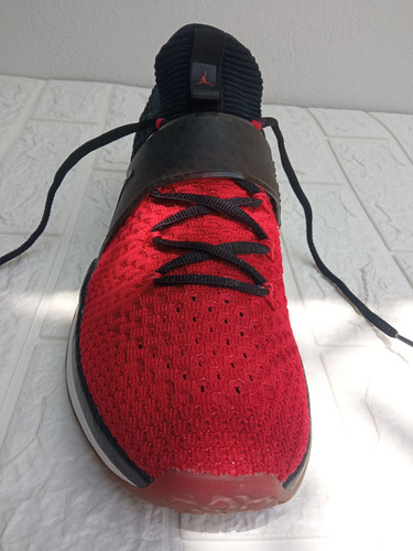 Nike Air Jordan - Trainer 2 Flyknit Bulls Tenis Hombre. (Usado)