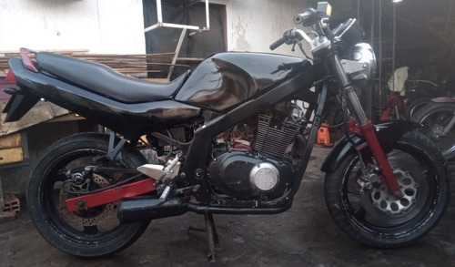 Imagen 14 de 18 de Suzuki Gs 500 E