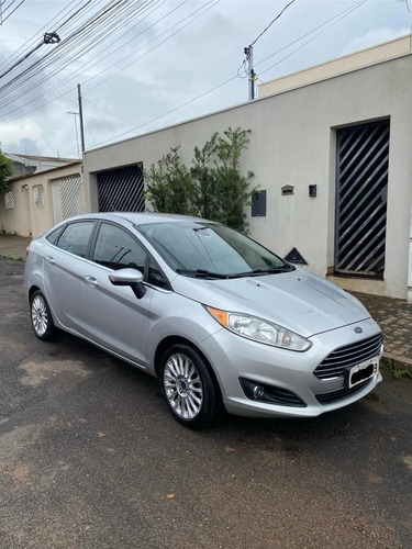 Ford Fiesta 1.6 TITANIUM HATCH 16V FLEX 4P AUTOMÁTICO