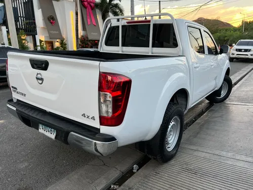 Nissan Frontier Np300 2020