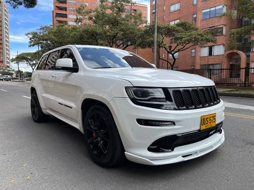Jeep Grand Cherokee 6.4 Srt8