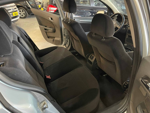 Imagem 10 de 11 de Chevrolet Vectra 2.0 Mpfi Gt Hatch 8v Flex 4p Manual