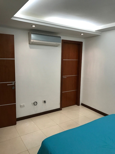 Imagen 3 de 3 de Peggy Araujo Vende Apartamento En Mañongo Naguanagua 04144166002