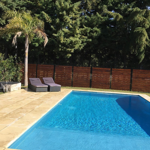 Venta Casa 3 Dormitorios Los Naranjos Con Cochera