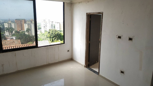 Imagen 22 de 25 de Townhouse Obra Blanca Con Terraza En Lomas Alto Lomas Del Este Valencia Nf 157068