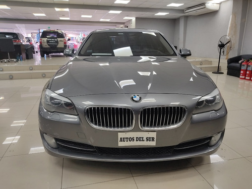 Imagen 8 de 15 de Bmw Serie 5 3.0 535ia Executive 306cv