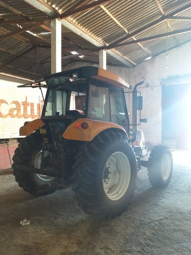 Trator Valtra A750