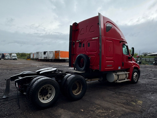 Tracto Camión Freightliner Cascadia Año: 2011 Dd15 Gmy100915