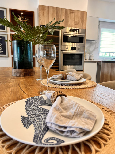 Venta De Hermoso Apartamento Con Vista A La Marina De Cap Cana, Punta Cana