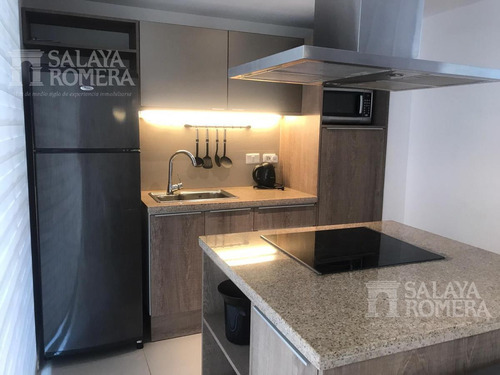 Imagen 2 de 14 de Apartamento En Venta 1 Dormitorios A Metros Del Puerto De Punta Del Este