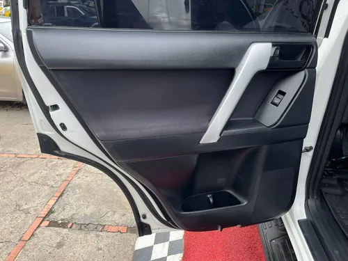 Toyota Prado Txl 3.0 At Diésel Blindaje 2 Plus