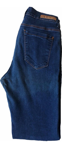 Jeans Elastizado Recto Poco Uso (cintura 32cm Largo 122 Cm.)