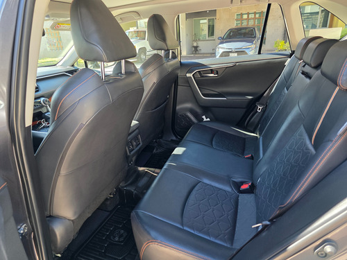 Toyota RAV4 2.5 Adventure 4wd At