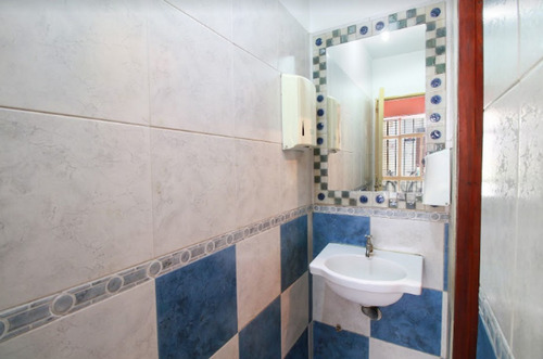 Imagen 18 de 21 de Local En Venta Montserrat Gran Vidriera Sotano