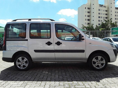 Imagem 7 de 9 de Fiat Doblò 1.8 Mpi Essence 7l 16v Flex 4p Manual