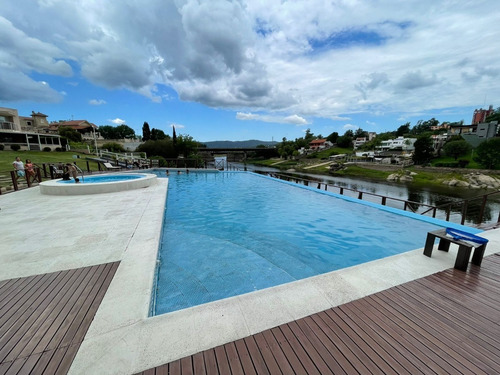 Imagen 14 de 17 de Casa En Venta Villa Del Lago Con Bajada Al Lago