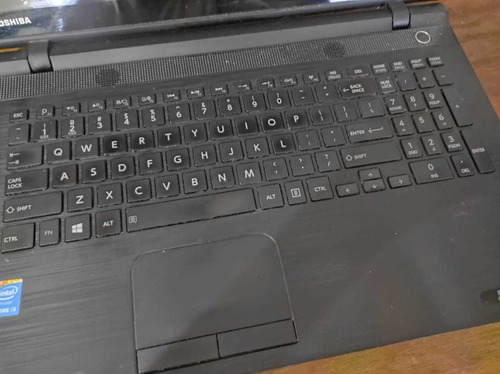 Laptop Toshiba Satellite C55t (Usado)