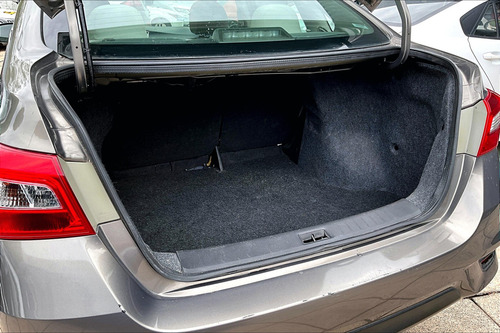 Nissan Sentra 2019