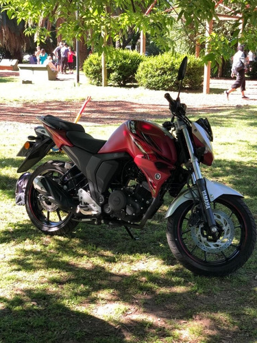 Imagen 1 de 1 de Moto Yamaha Fz S Fi D Disco Trasero Bordo Mate