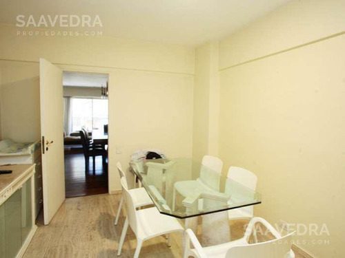 Imagen 9 de 19 de Departamento En Alquiler Con Balcon Y Patio! 4 Amb .dep Y Cochera - Amueblado