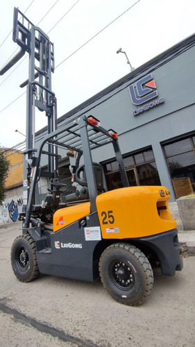Imagen 2 de 16 de Autoelevador Liugong Diesel 2500kg Nuevo 0km