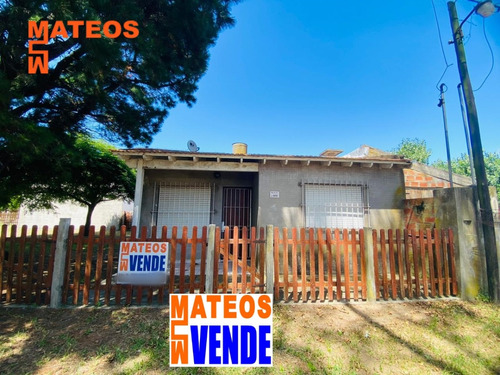 Venta Chalet Independiente Sobre Lote De Esquina Mar Del Tuyu - 70 Esq 6