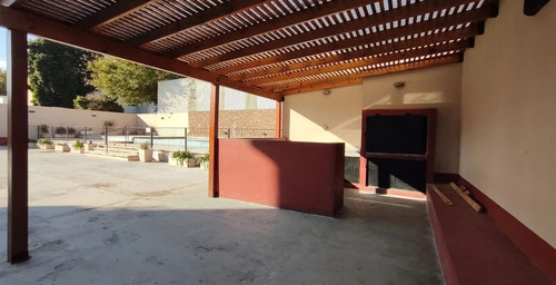 Departamento 2 Ambientes, Torre Del Pilar. Pilar Centro