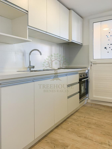 Venta Con Renta De Apartamento 2 Dormitorios Con Patio, Terraza, Gge Y Box En Malvín