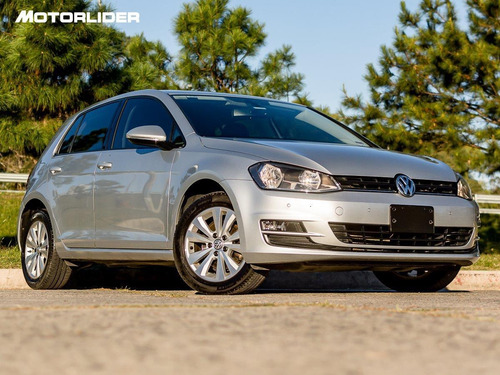 Imagen 14 de 15 de Volkswagen Golf 1.4 Comfortline Tsi Mt | Permuta / Financia