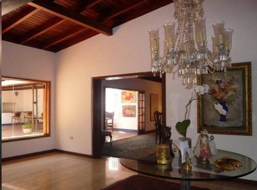 Imagen 4 de 11 de Se Alquila Casa 2000m2 4h+3s/ 4b/ 17pe Valle Arriba