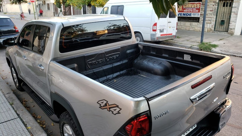 Toyota Hilux Srv 4x4