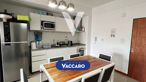 Departamento En Venta, 2 Ambientes Moreno