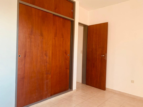 Imagen 12 de 16 de Duplex En Venta En La Plata