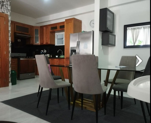 Apartamento En Venta Bella Vista, 2 Habs 2.5 Baños 2 Parqueo