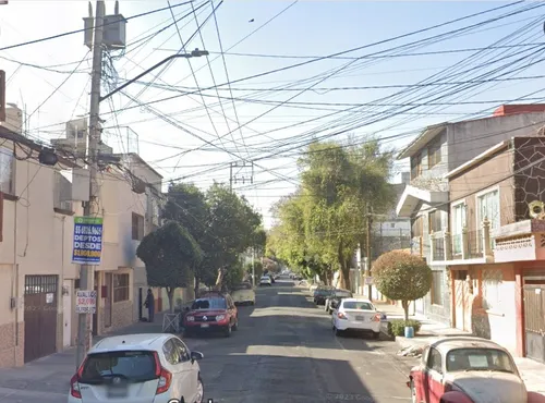 Venta De Casa En Remate Bancario En Moctezuma 2da Seccion Venustiano Carranza J.c.